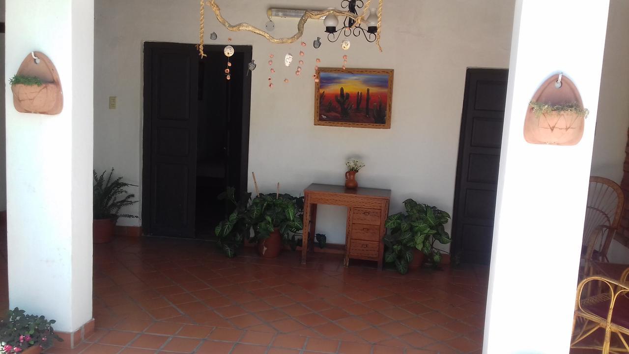 Hostal Tierra De Vinos Cafayate Zewnętrze zdjęcie