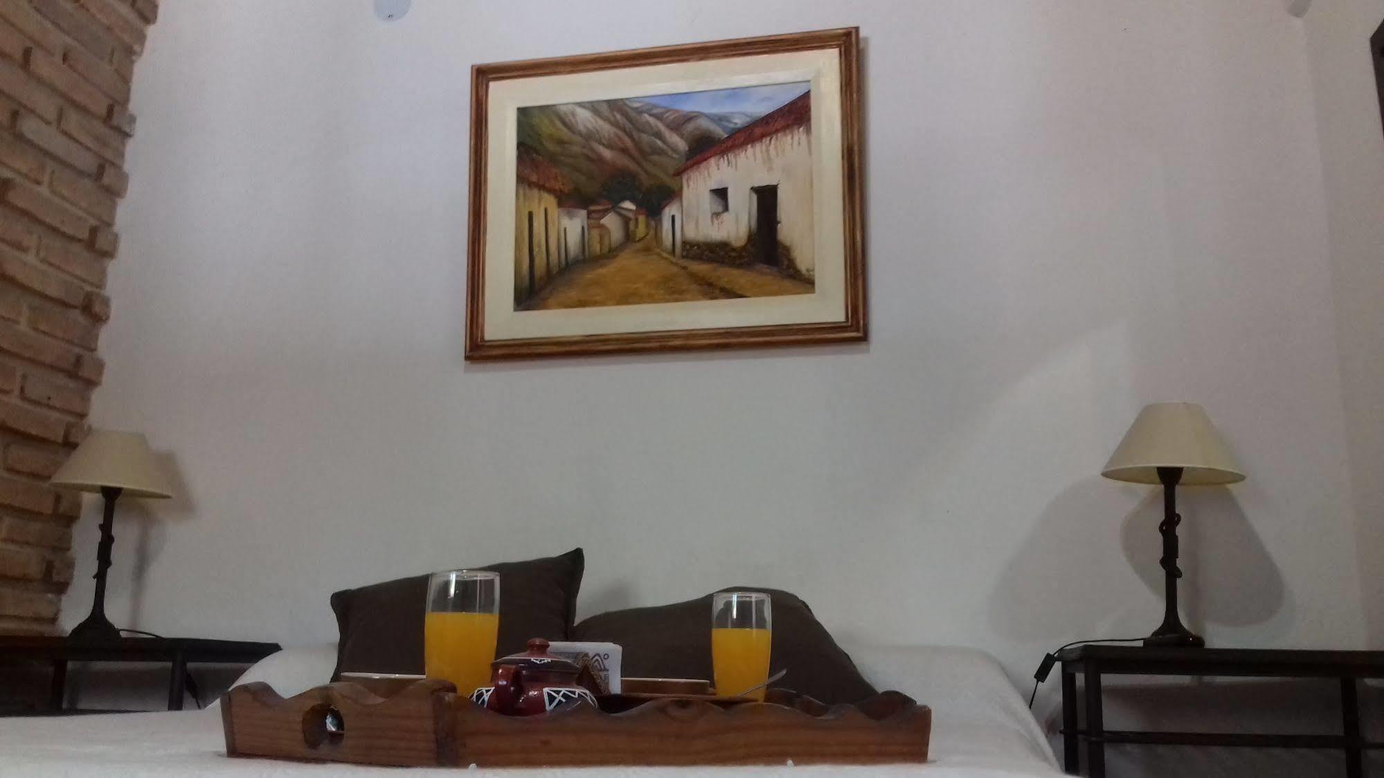 Hotel Hostal Tierra De Vinos Cafayate Zewnętrze zdjęcie